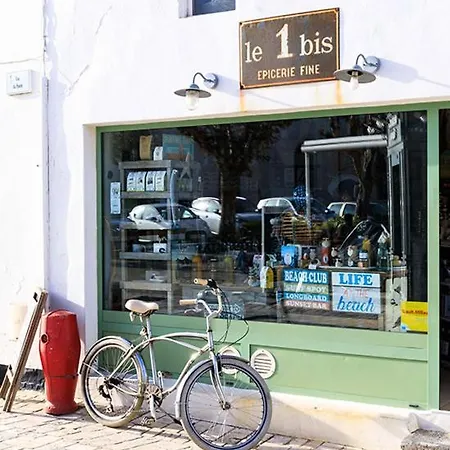 Saint-martin-de-re Sleeps 4 * Saint-Martin-de-Ré