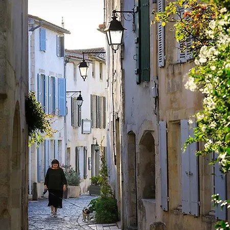 Villa Saint-martin-de-re Sleeps 4